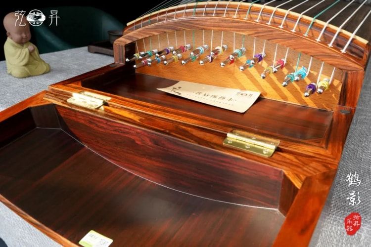 弦昇黄酸枝系列古筝（新款）-鹤影