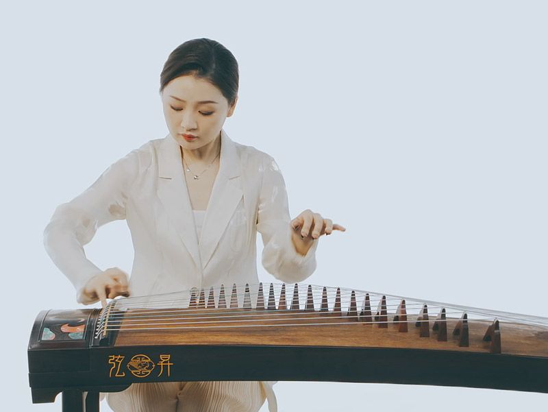 古筝演奏家王钰用弦昇古筝-彩云间弹奏阳光大地 Part-3