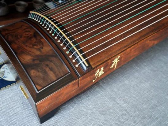 如何识别古筝材质的好坏？