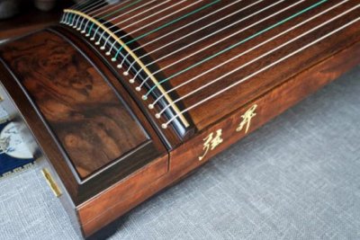 如何识别古筝材质的好坏？